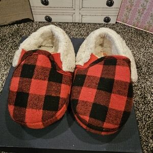Baby buffalo plaid slippers